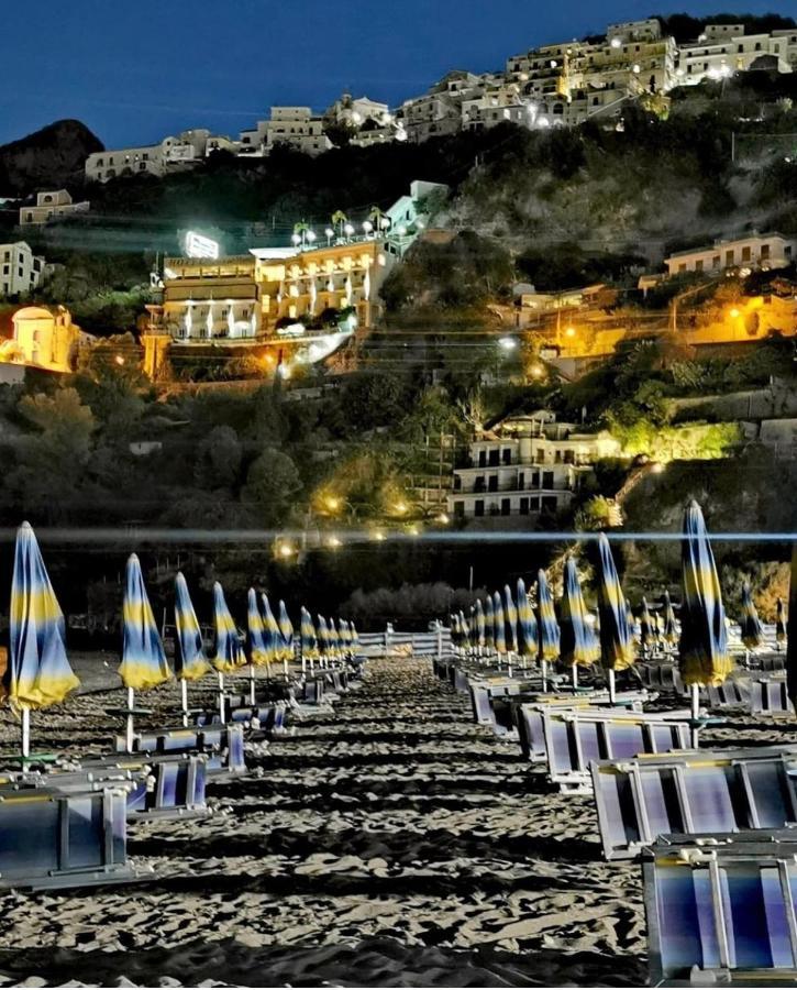 Aretusa Resort Amalfi Coast Vietri エクステリア 写真