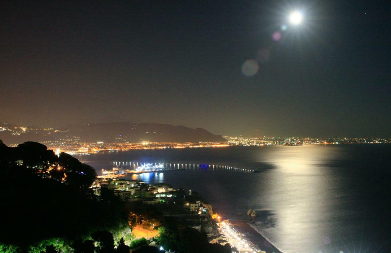 Aretusa Resort Amalfi Coast Vietri エクステリア 写真